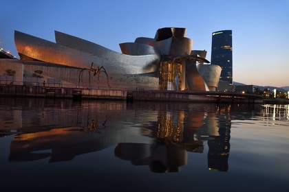 Spain, Basque Country, Biscay Province, Bilbao, the Guggenheim Museum designed by Frank Gehry and the Iberdrola Tower