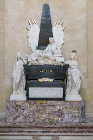 France, Paris (75), Hotel des Invalides, la cathédrale Saint-Louis-des-Invalides, le panthéon militaire, le dôme des Invalides, tombeau du Marechal de France Vauban, seul son coeur se trouve dans la tombe
