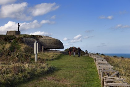 France, Seine-Maritime (76), Pays de Caux, Côte d'Albâtre, Fécamp, blockhaus de l'organisation Todt pour le mur de l'Atlantique au sommet du Cap Fagnet