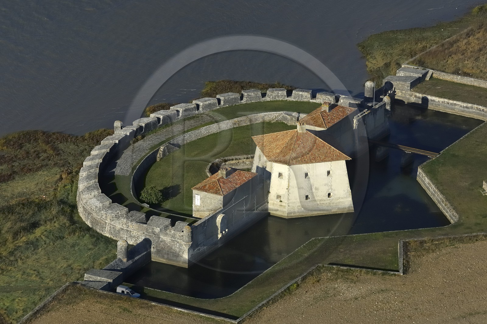 France, Charente-Maritime (17), Fort Lupin au bord de la Charente (vue aérienne)