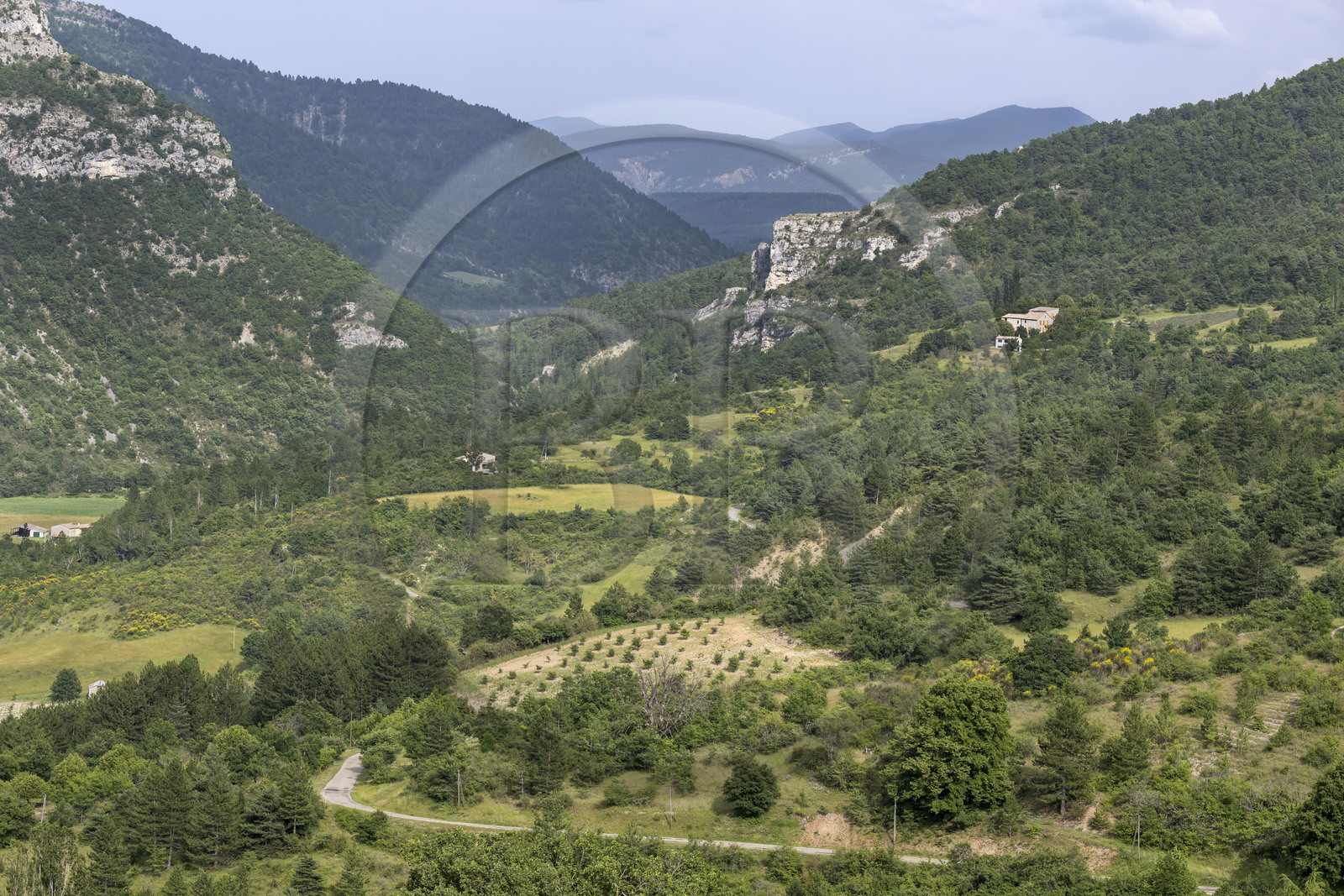 France, Drome, regional natural park of Baronnies provencales, Rémuzat, Eygues river Valley