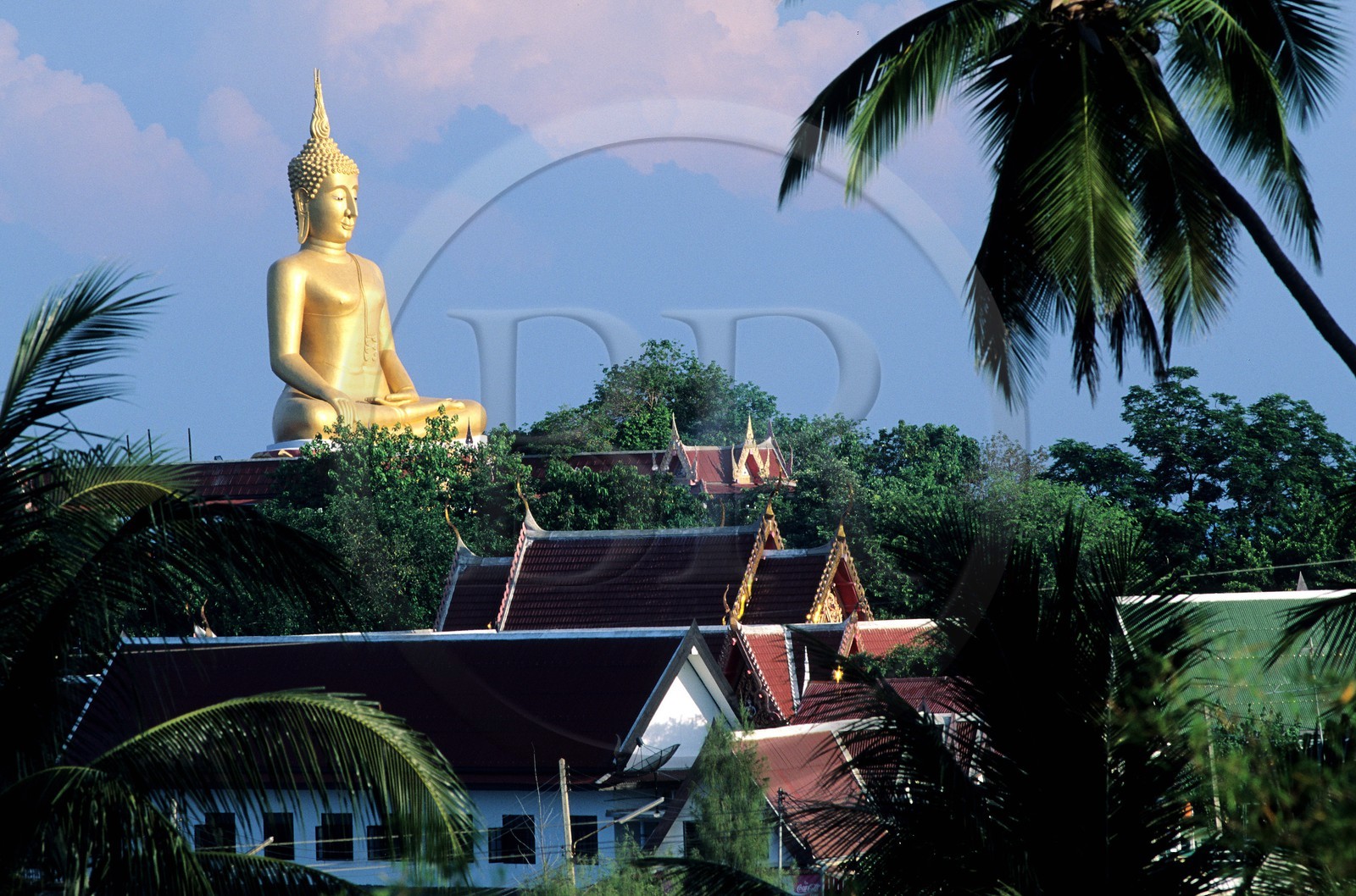 Thaïlande, golfe de Siam, île de Ko Samui, Ko Faan, temple du Big Buddha
