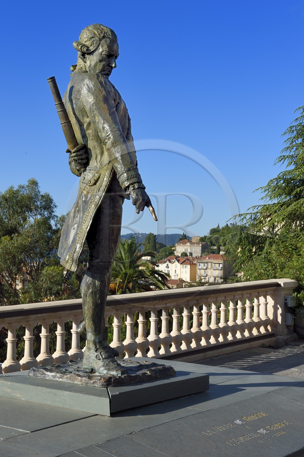 France, Alpes-Maritimes (06), Grasse, statue de l'amiral de Grasse (1722-1788)