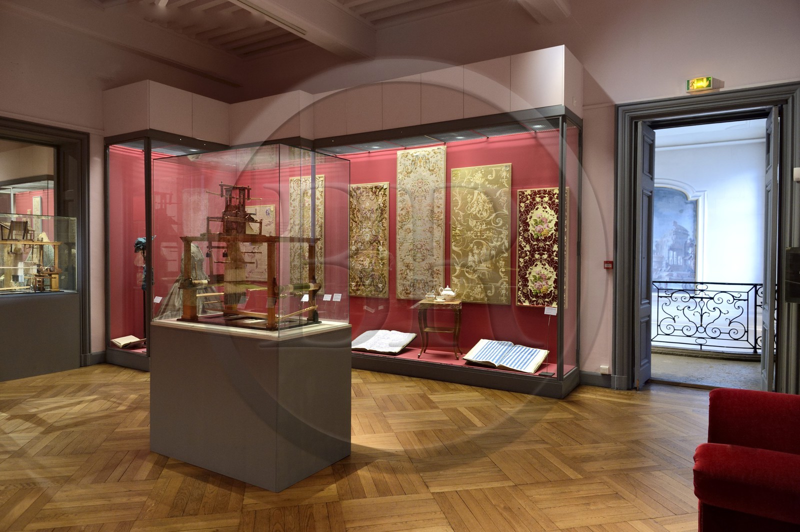 France, Rhône (69), Lyon, site historique classé Patrimoine Mondial de l'UNESCO, musée des Tissus et des Arts décoratifs, salle de la soierie lyonnaise sous le Second Empire