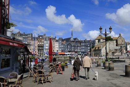 France, Calvados (14), Honfleur, la lieutenance du Vieux-Bassin du quai de la Quarantaine
