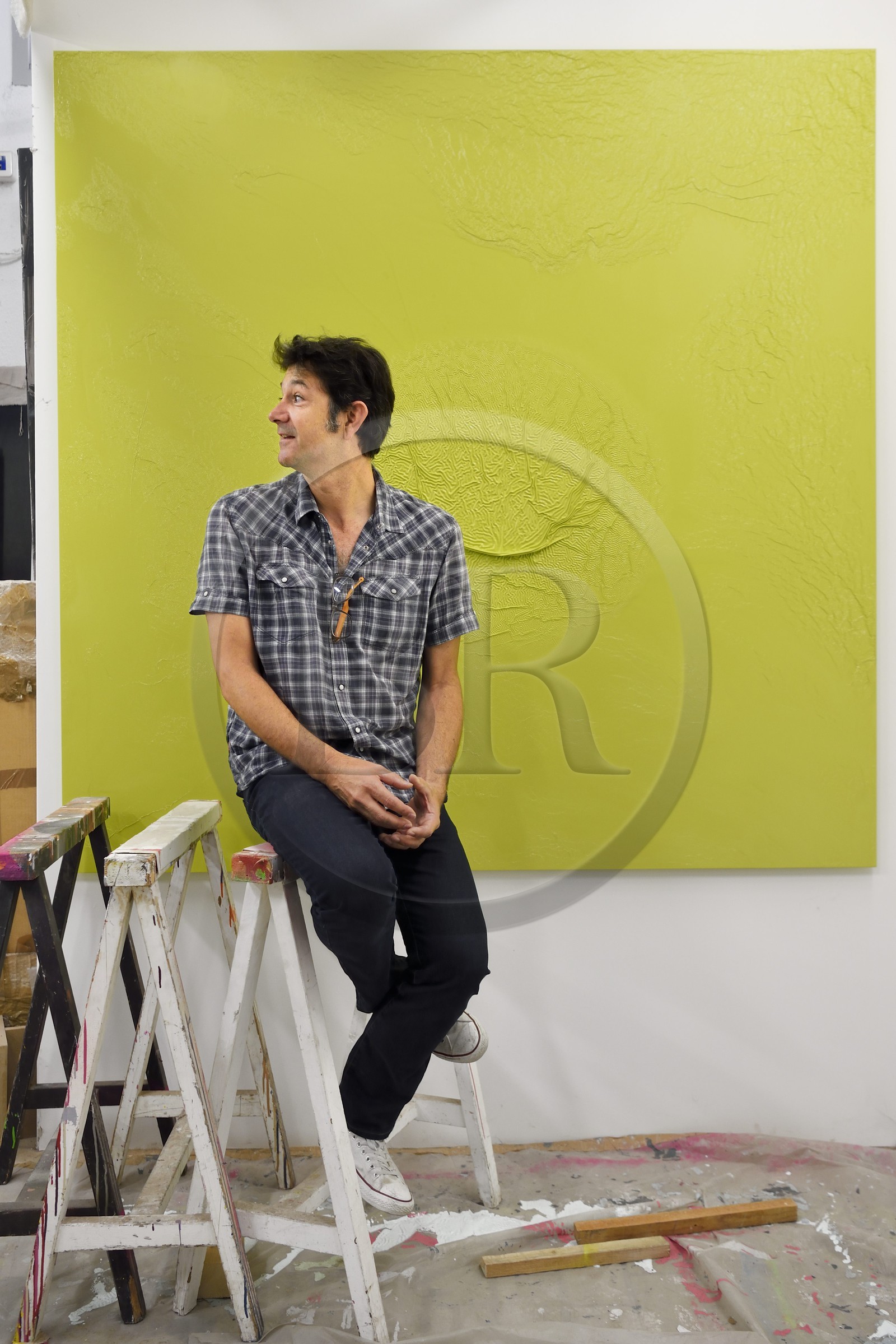 France, Alpes-Maritimes (06), Nice, La Station, espace d’art contemporain situé dans les anciens abattoirs, l'artiste Cédric Teisseire dans son atelier