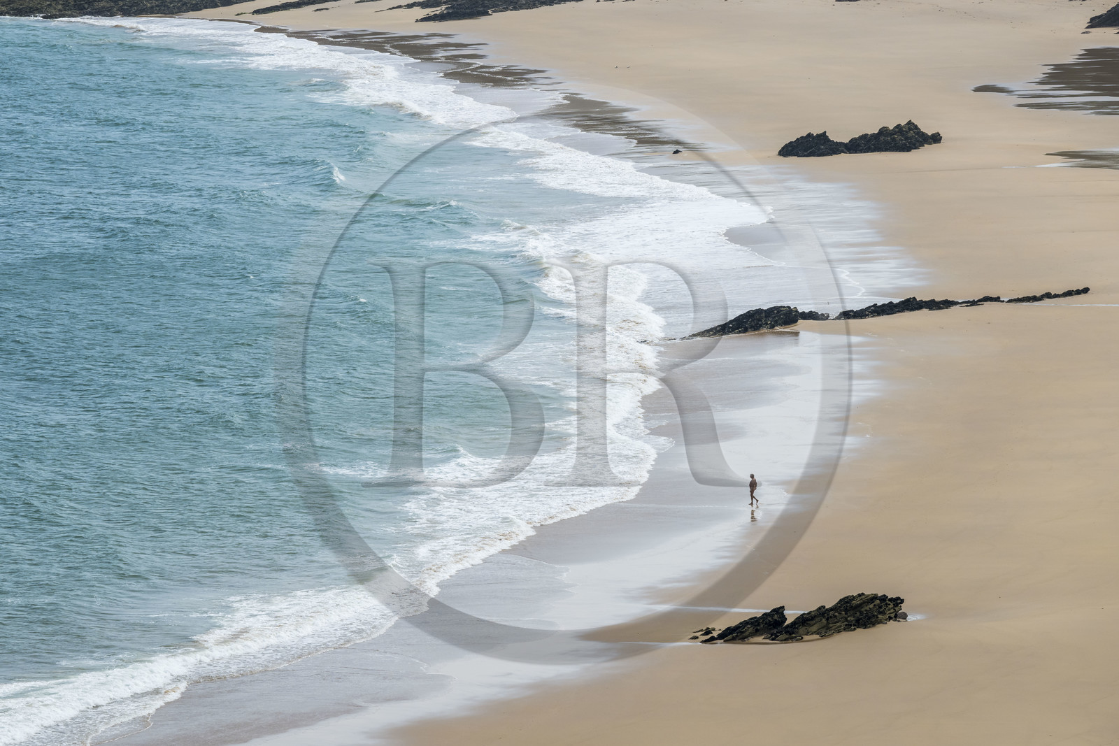 France, Côtes d'Armor (22), Grand Site de France Cap d'Erquy – Cap Fréhel, Erquy, plage (naturiste) de Lourtouais à l'Est du Cap d'Erquy