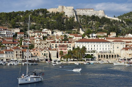 Croatia, Dalmatia, Dalmatian coast, Island of Hvar, the town of Hvar dominated by the Spanish Fortress