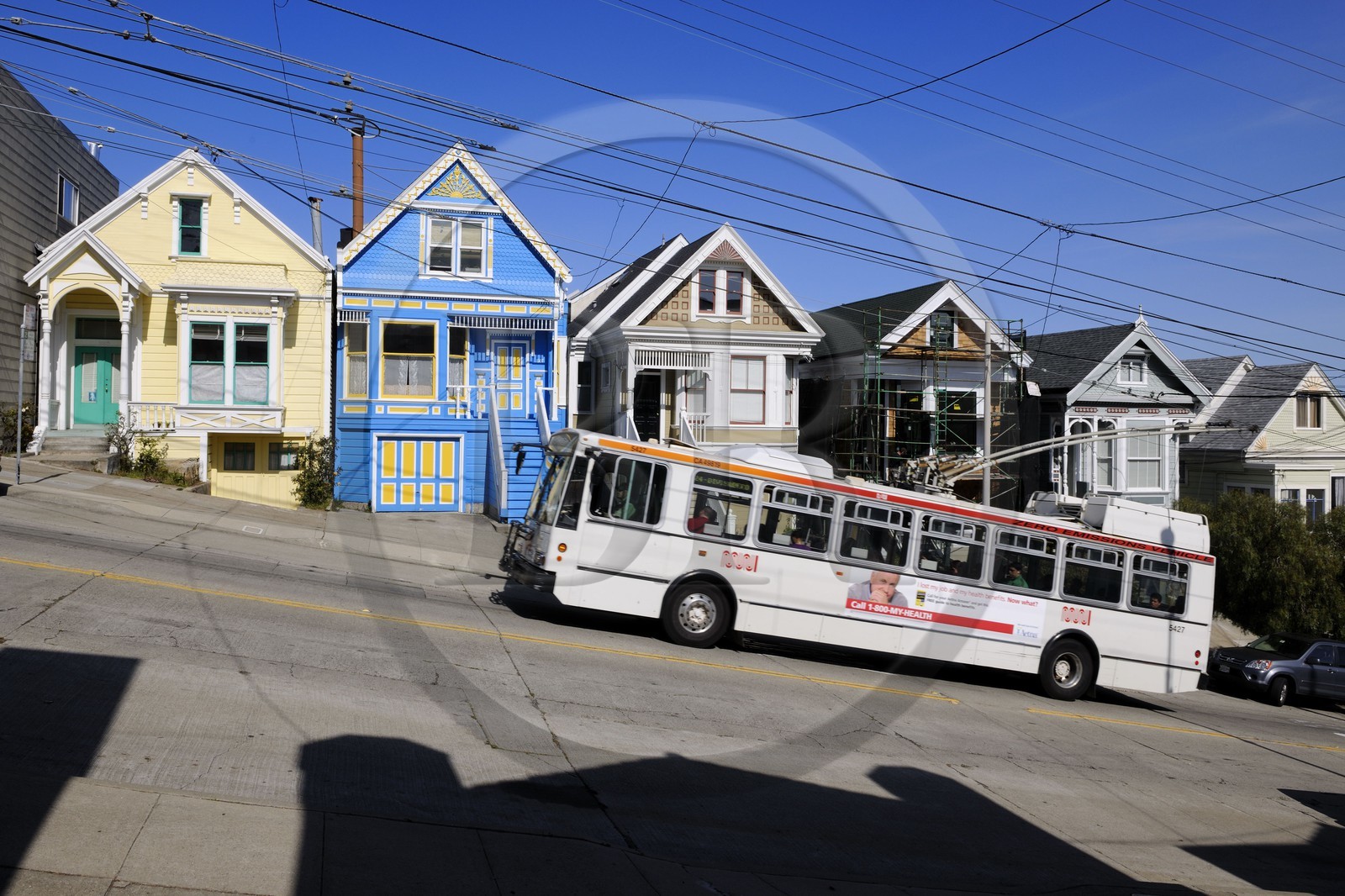 Etats-Unis, Californie, San Francisco, rue pentue (Castro steet) dans le quartier de Noe Valley