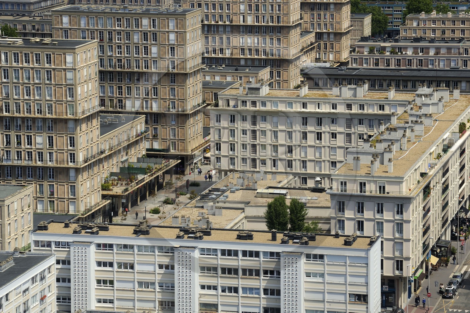 France, Seine-Maritime (76), Le Havre, Centre-ville reconstruit du Havre par Auguste Perret classé Patrimoine Mondial de l'UNESCO, immeubles Perret autour de la rue Victor Hugo