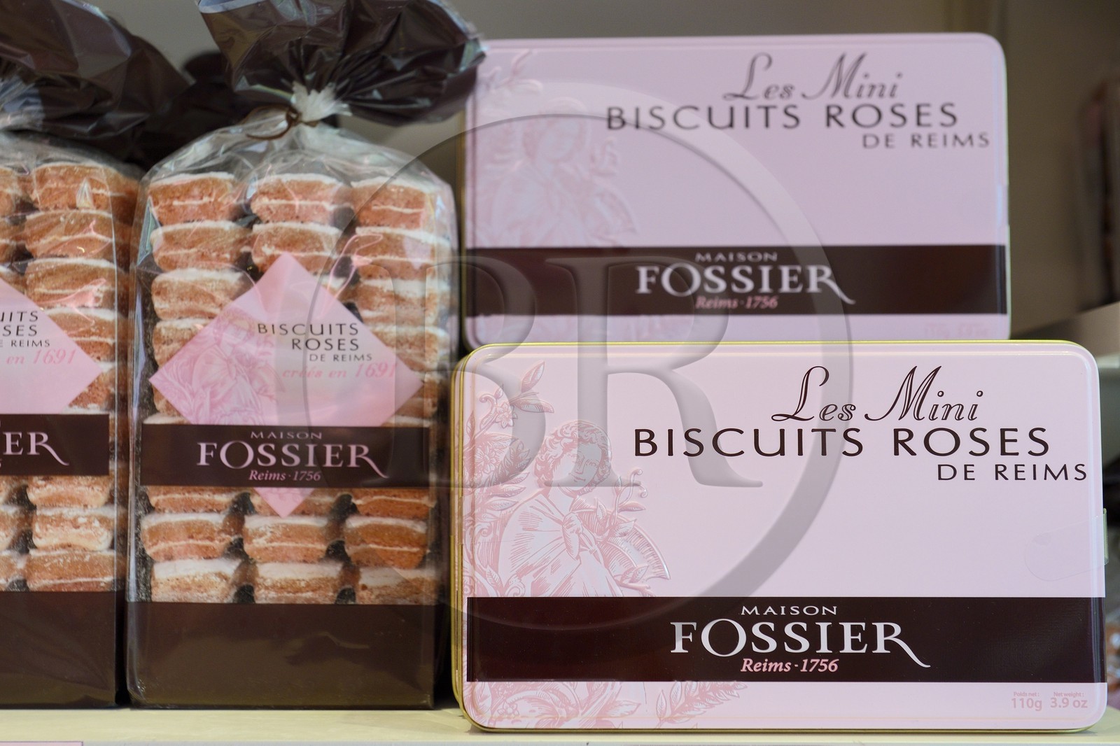 France, Marne (51), Reims, boutique des Biscuits Fossier, les biscuits roses