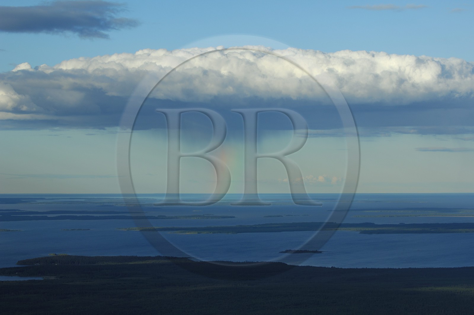 Suède, Laponie, comté de Norrbotten, petites iles sur la mer Baltique (vue aérienne)