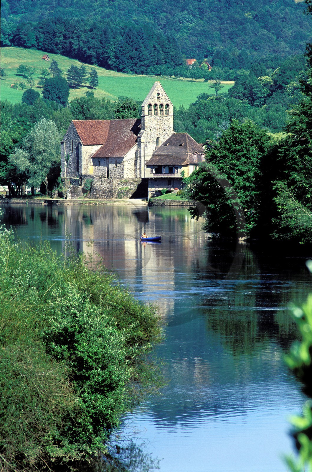 France, Correze, Beaulieu sur Dordogne village