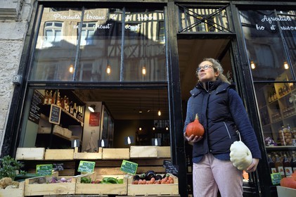 France, Seine-Maritime, Rouen, the Eau-de-Robec street, Victoire Lecourt in her fruit and vegetable shop Le Marché du Robec
