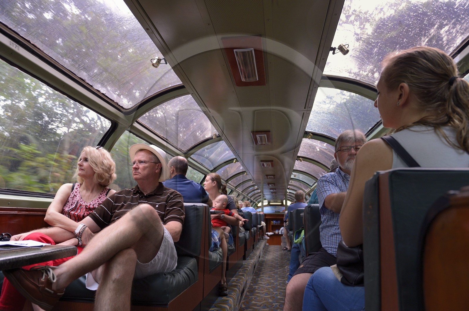 Panama, Panama Canal Railway, ligne de train historique qui relie la ville de Panama et Colon en longeant le canal de Panama et traversant l'isthme, le wagon dédié aux touristes