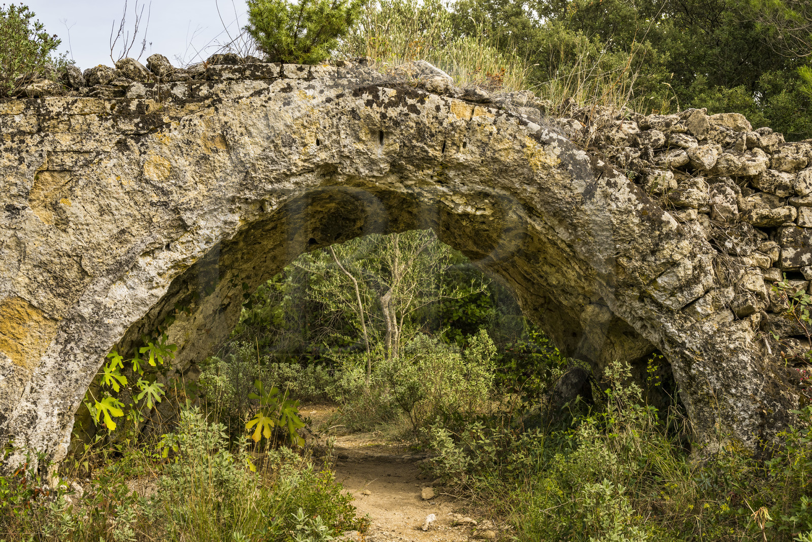France, Gard, Vers Pont du Gard, remains of the Roman aqueduct over 52 km long which brought water from the Fontaine d'Eure at the foot of Uzès to Nimes via the Pont du Gard