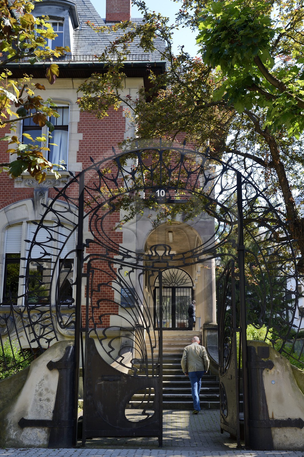 France, Bas-Rhin (67), Strasbourg, quartier de la Neustadt datant de la periode allemande, Villa Knopf au 10 rue Schiller des architectes J.Benringer et G. Krafft (1903-1905) de style Art Nouveau