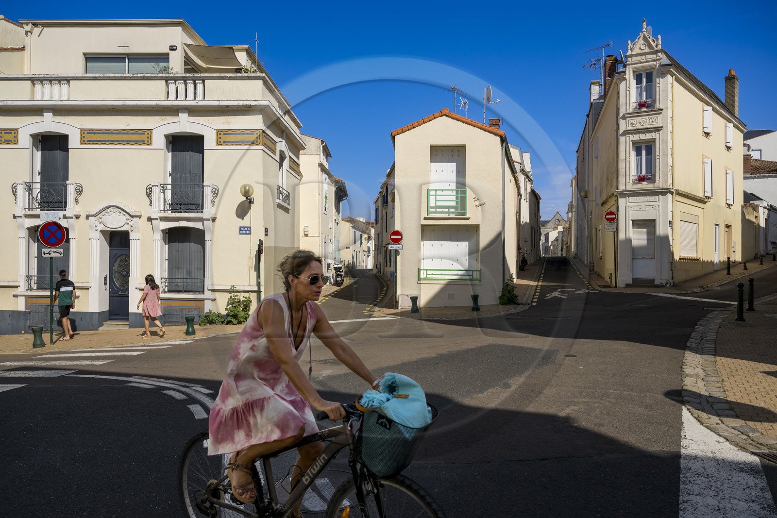 France, Vendée (85), Les-Sables-d'Olonne, la place du commerce dans le centre ville