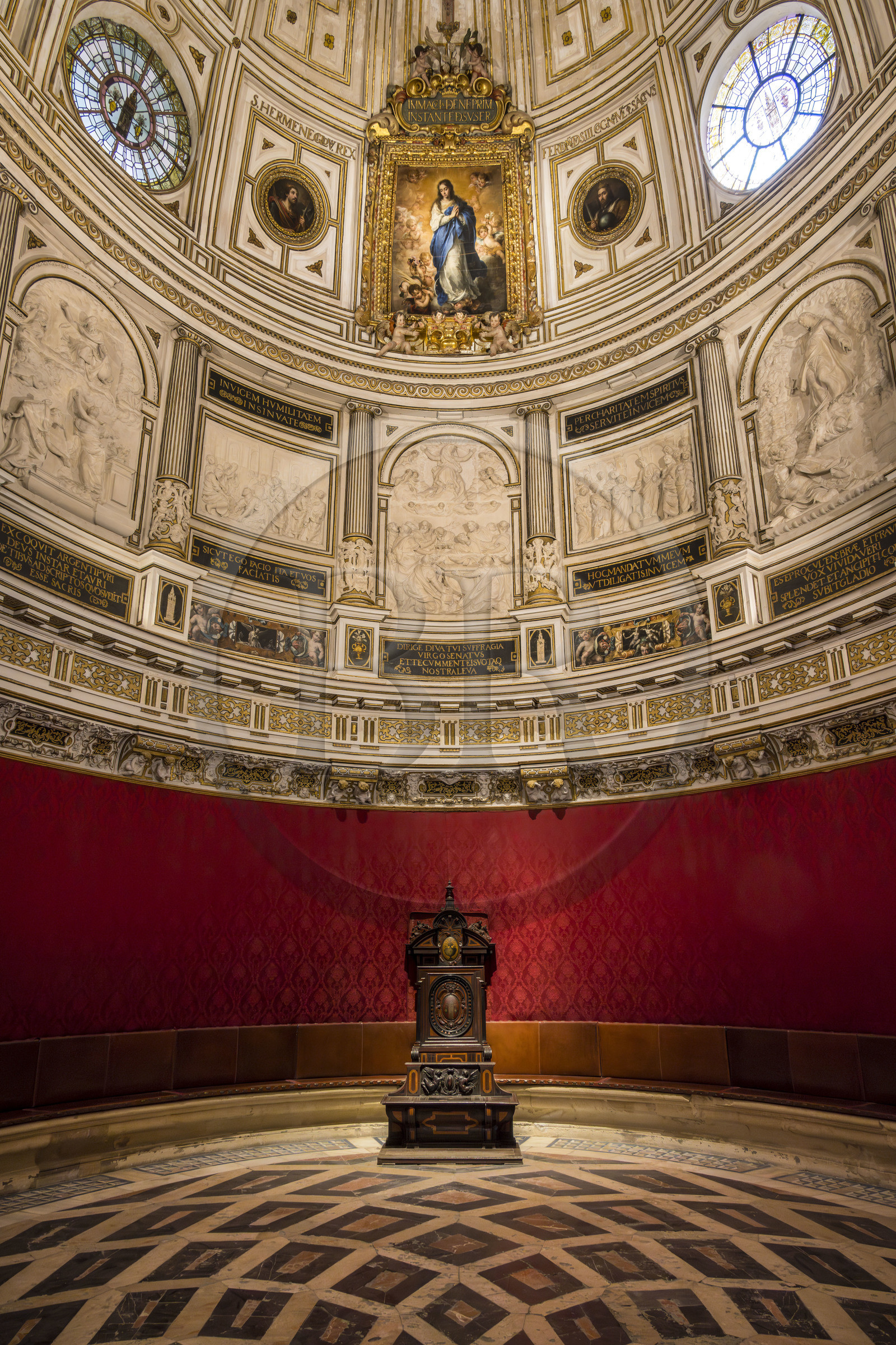 Spain, Andalusia, Seville, the cathedral, listed as World Heritage by UNESCO, Renaissance Dome of the Chapter Hall, first elliptical room built in Europe
