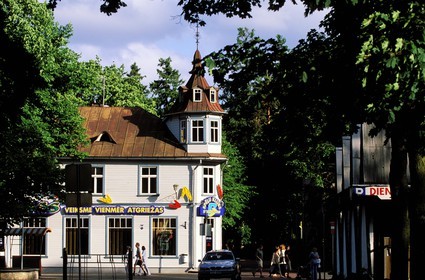 Latvia (Baltic States), Jurmala sea resort, the pedestrian street Jomas Iela which is 1km long