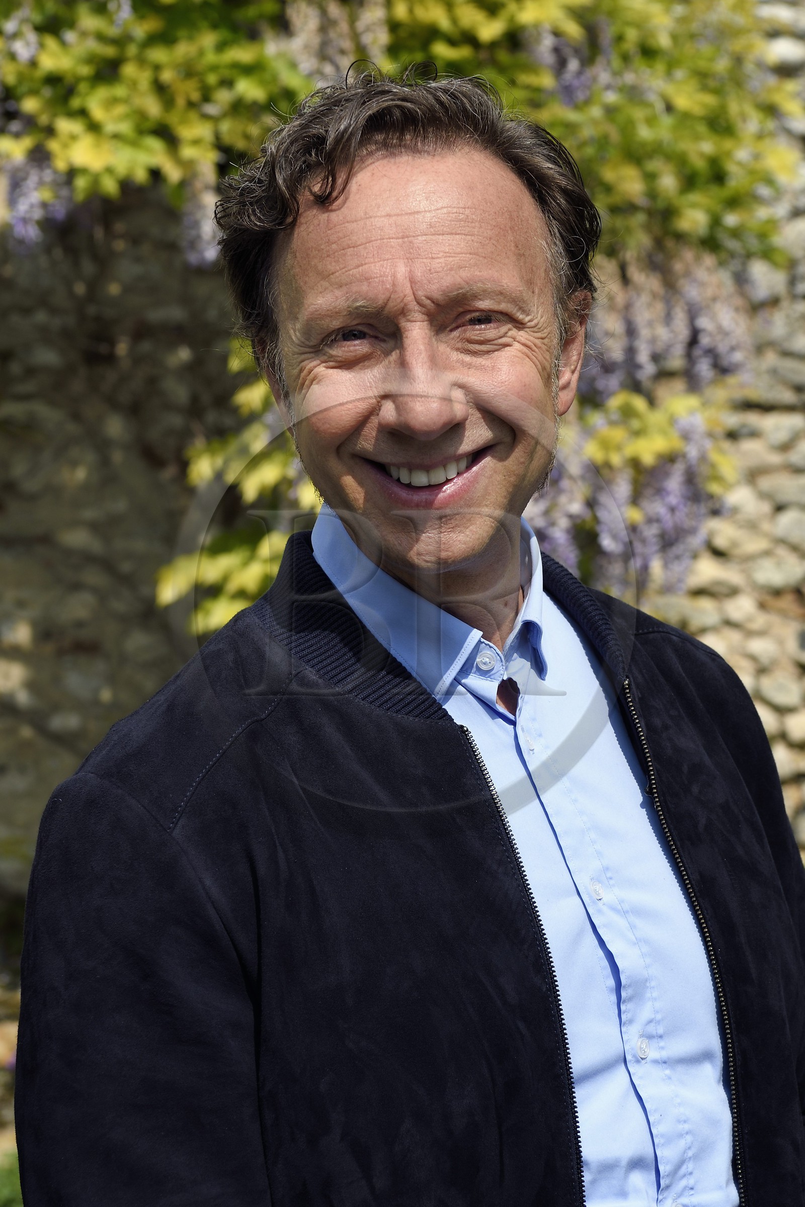 France, Yvelines (78), Montchauvet, tournage pour la télévision du Village Préféré des Français avec Stéphane Bern