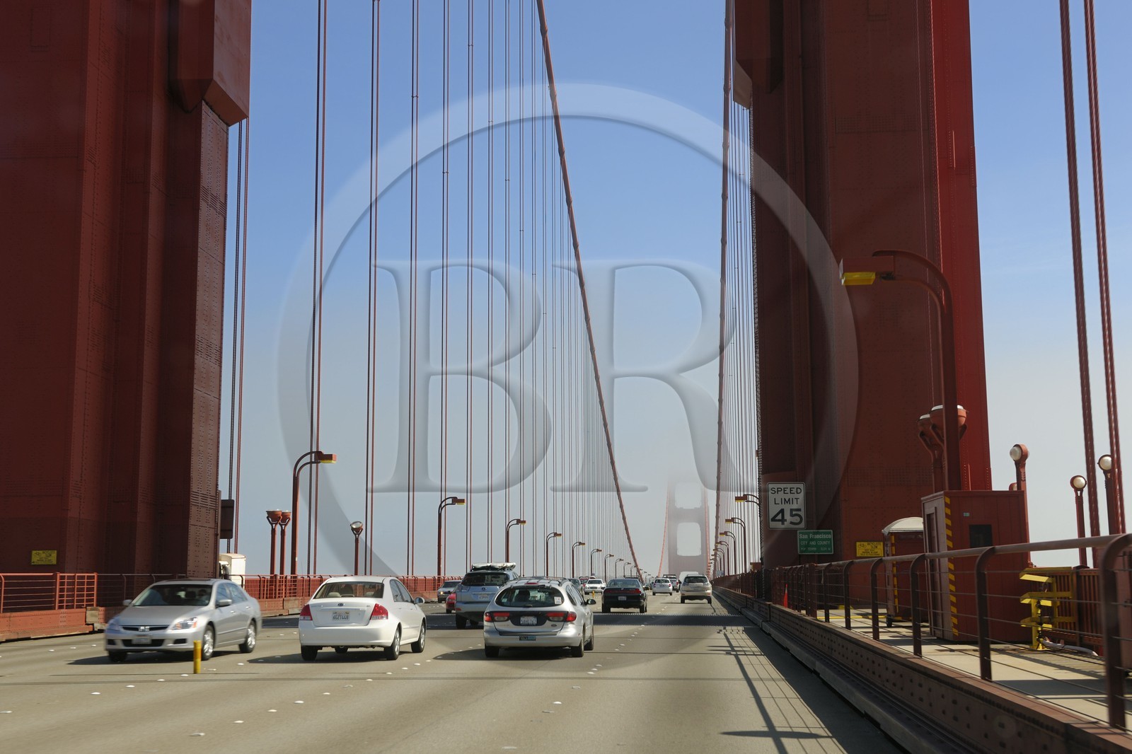 United States, California, San Francisco, Golden Gate Bridge under fog