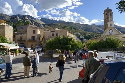 France, Haute-Corse (2B), Balagne, place du village de Speloncato