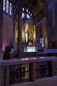 France, Alpes-Maritimes (06), Nice, l’église Notre-Dame-Auxiliatrice de style Art déco, l'autel