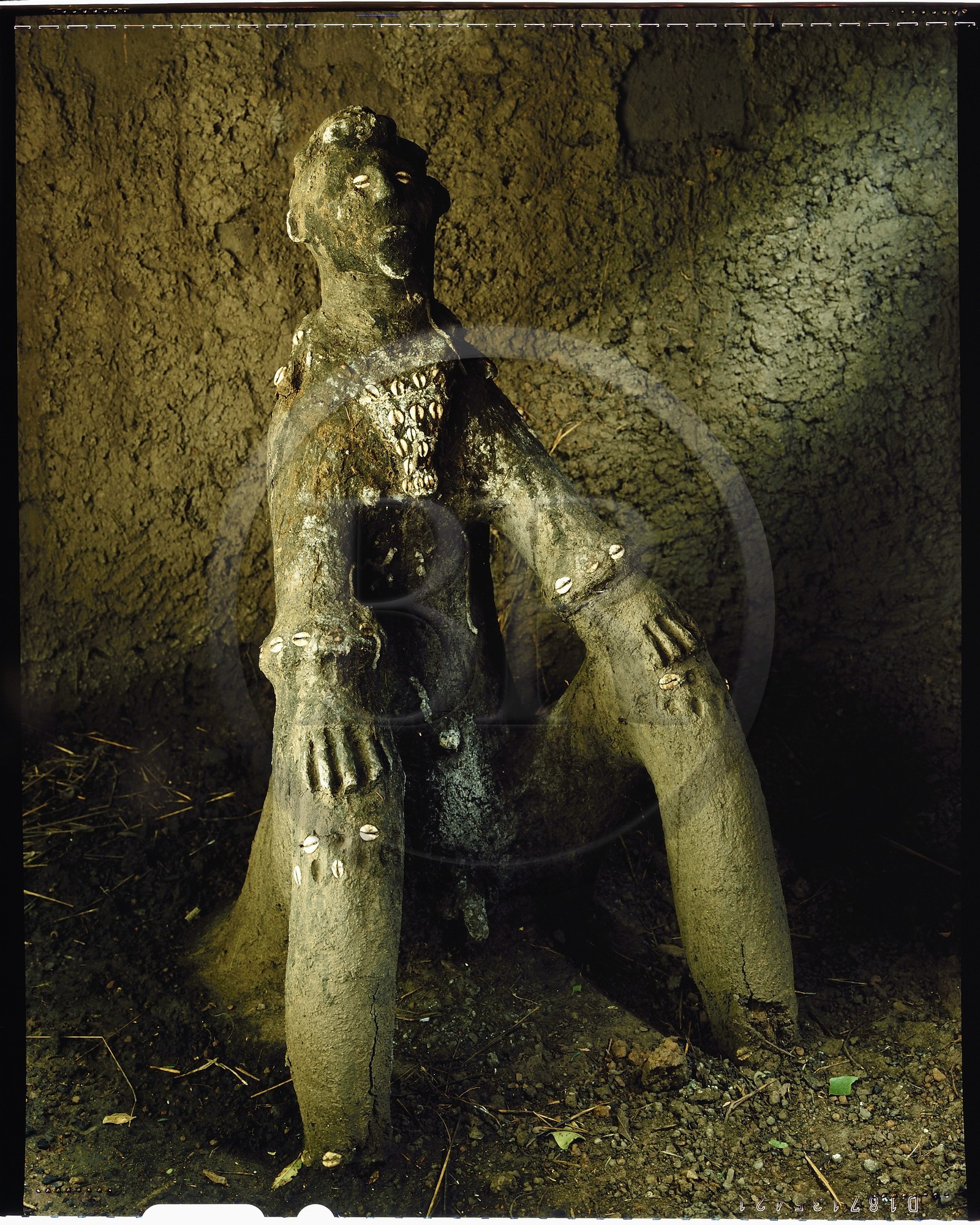 Burkina Faso, Poni province, Lobi land, Loropéni region, statue of one of the ancestors of Gan King in the village of Obire, the kings who marked their passage by a brilliant action have the privilege of having a statue erected in their memory inside a personal hut