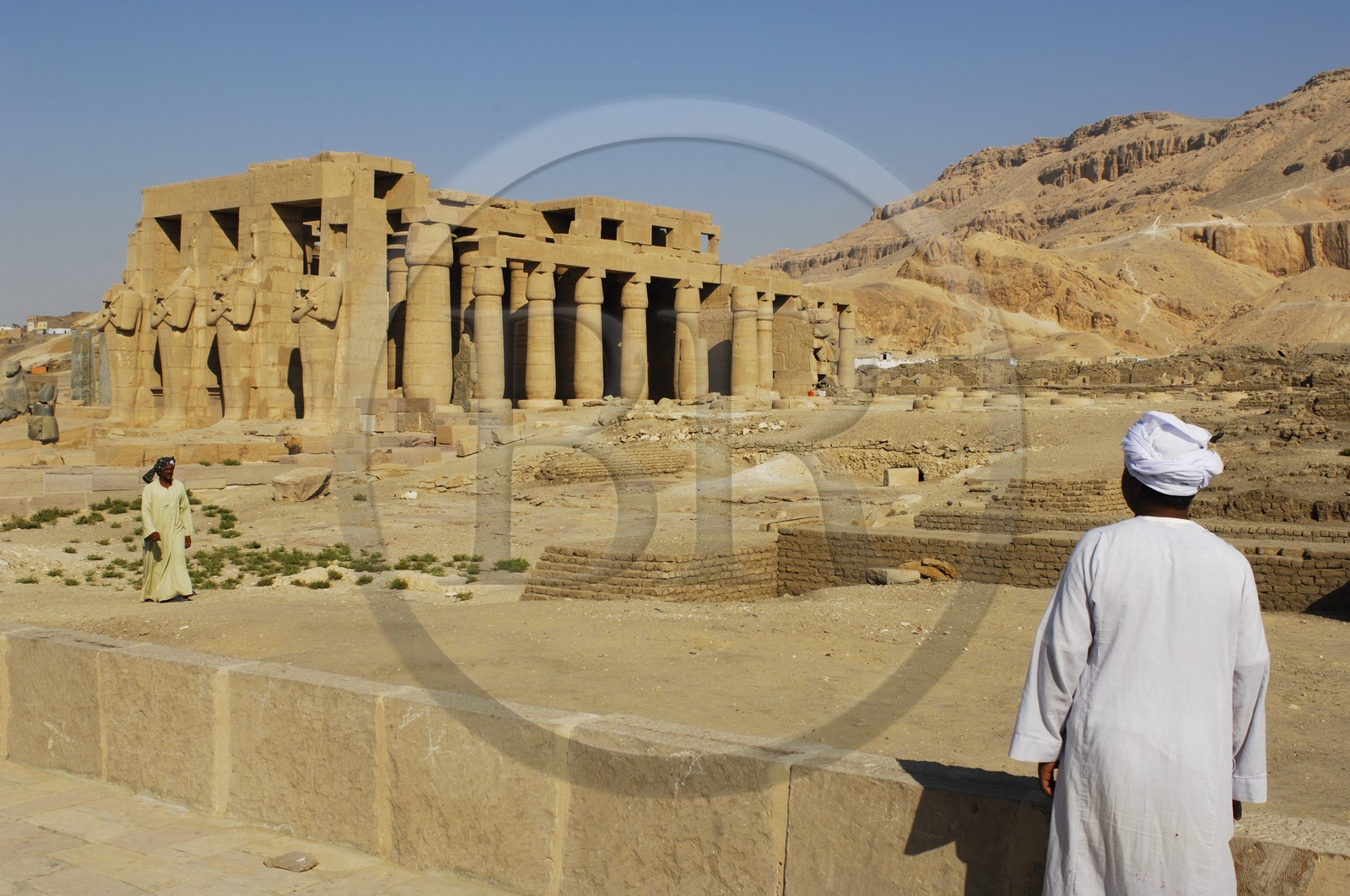 Egypte, Haute Egypte, vallée du Nil, environs de Louxor, nécropole thébaine classée Patrimoine Mondial de l'UNESCO, Thèbes Ouest, temple de Ramesseum