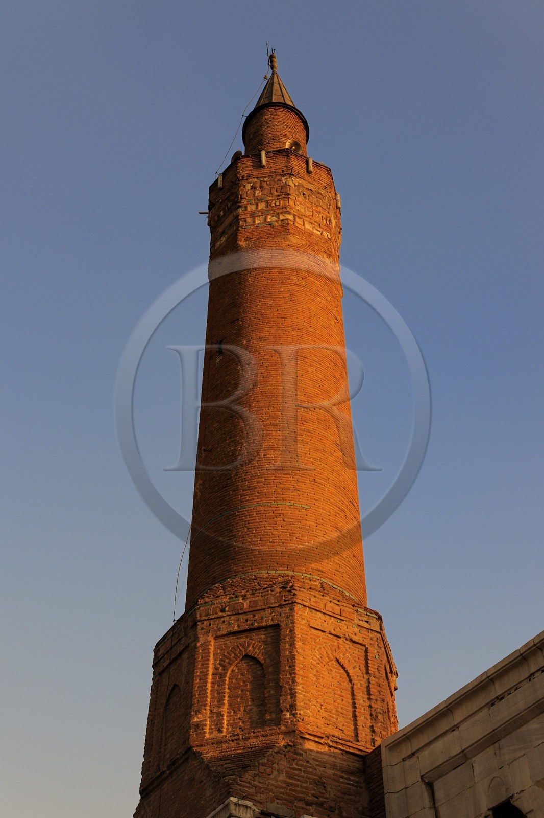 Turkey, Central Anatolia, Ankara, Hisar District in the old town, minaret of Arslanhane Camii Mosque at the bottom of the citadel
