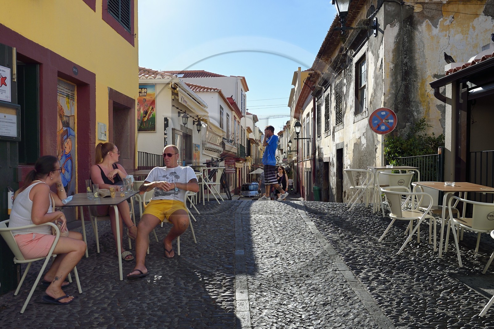 Portugal, Ile de Madère, Funchal, la rue Santa Maria