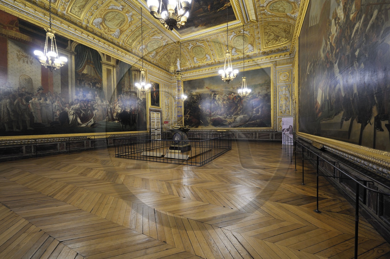 France, Yvelines (78), château de Versailles, classé Patrimoine Mondial de l'UNESCO, salle du Sacre, tableau Le Sacre de Napoléon par Jacques-Louis David