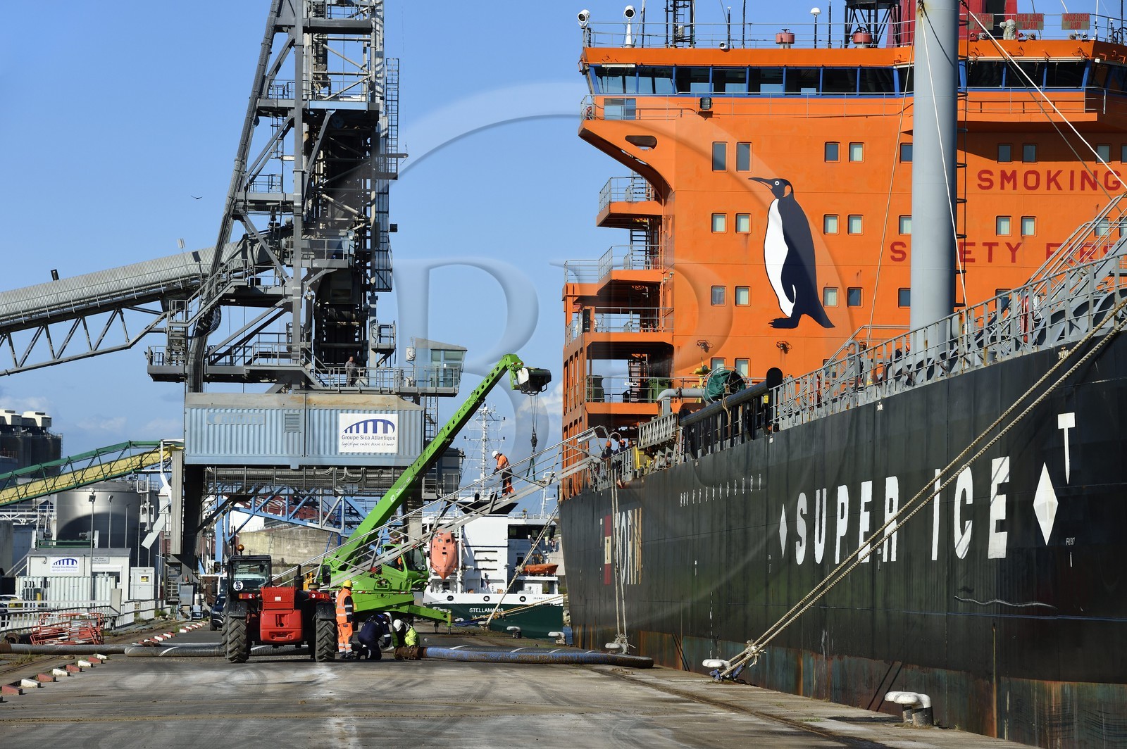 France, Charente-Maritime (17), La Rochelle, le Port Atlantique La Rochelle, port de commerce, quais dépendant de la société Sica Atlantique, tanker transportant des produits pétroliers