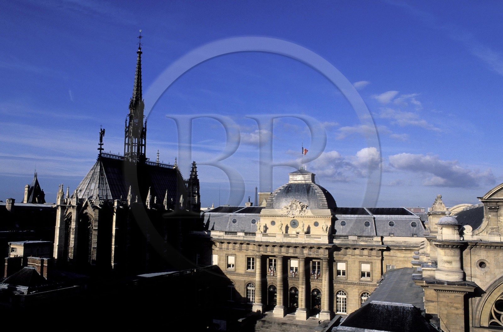 France, Paris (75), île de la Cité, le Palais de justice et la Sainte chapelle