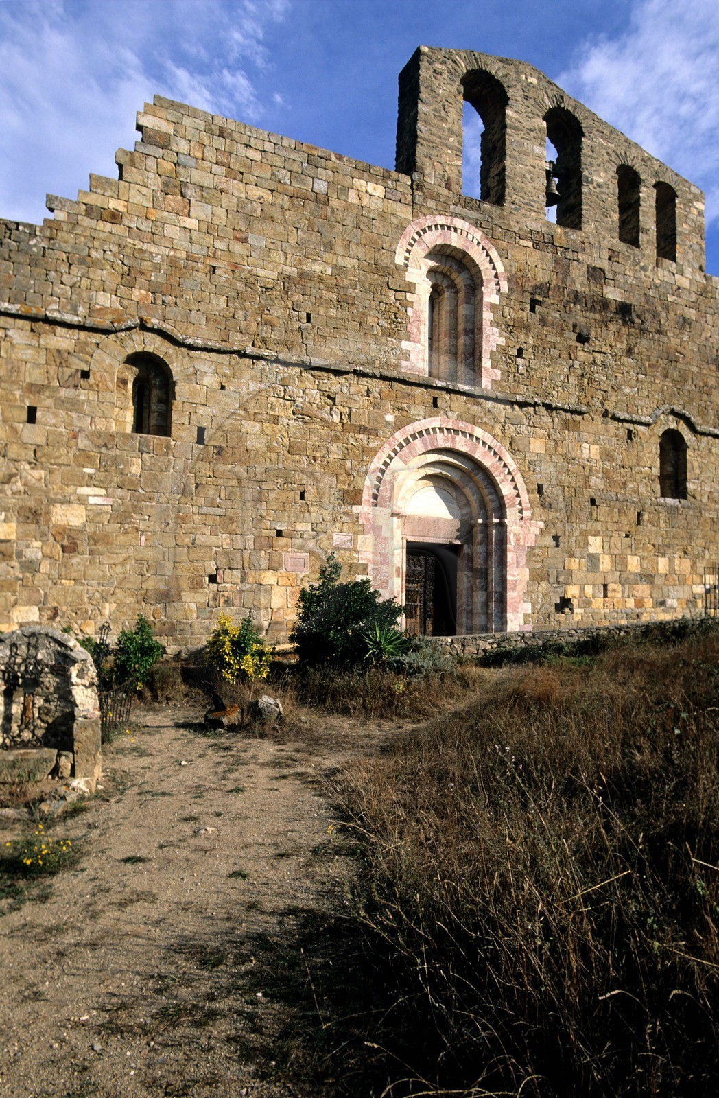 France, Pyrénées-Orientales (66), région du Riberal, Prieuré roman de Marcevol