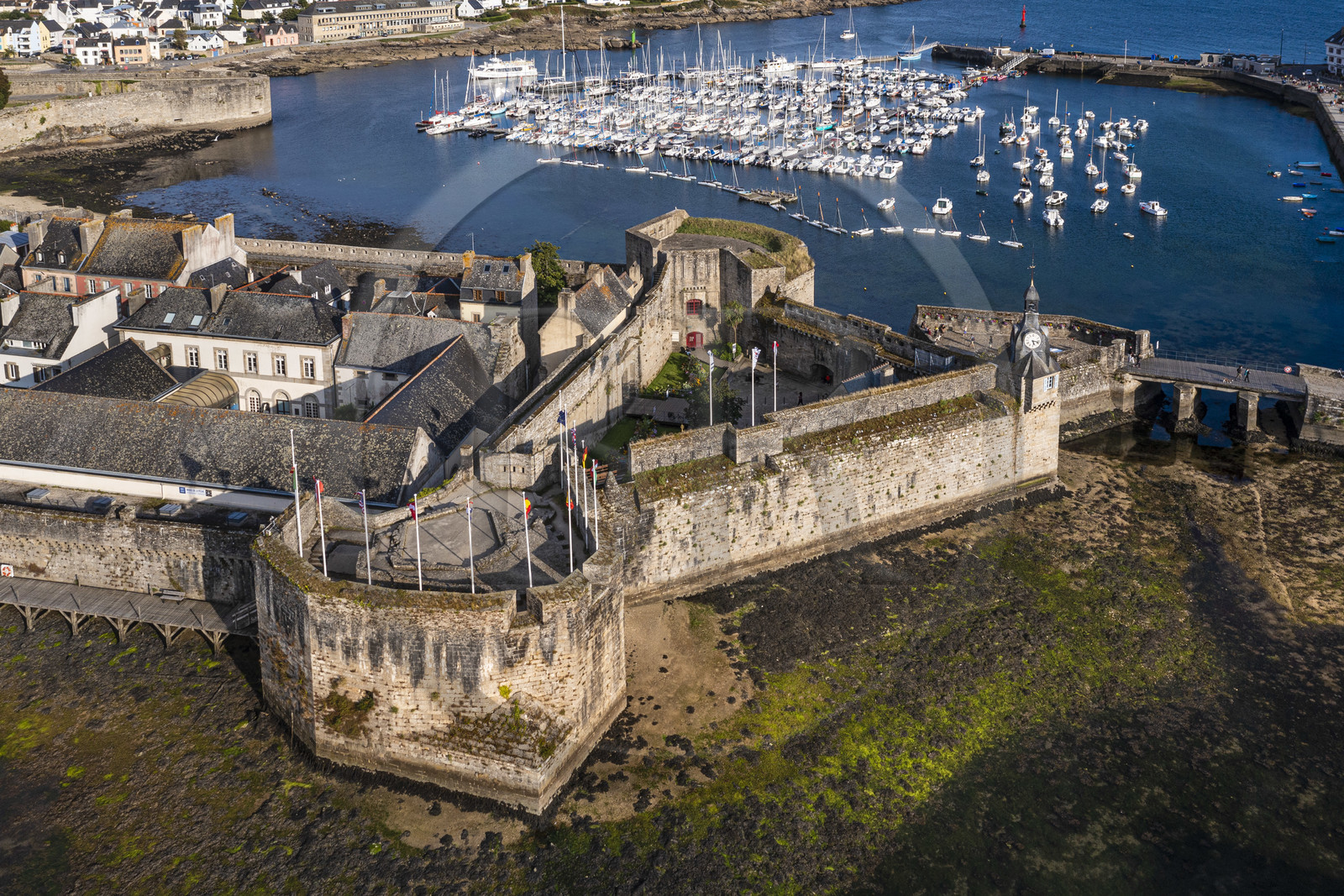 France, Finistère (29), la Cornouaille, Concarneau, la ville close (vue aérienne)