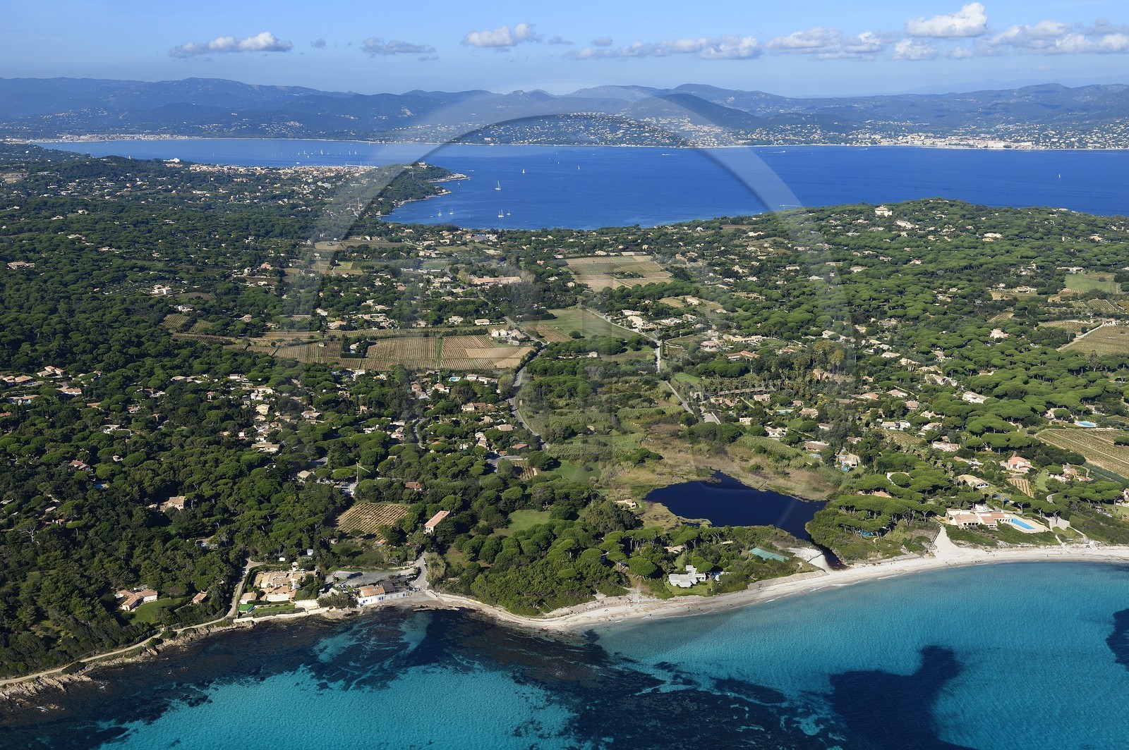 France, Var (83), Saint-Tropez et le Golfe de Saint Tropez, plage des Salins  (vue aérienne)