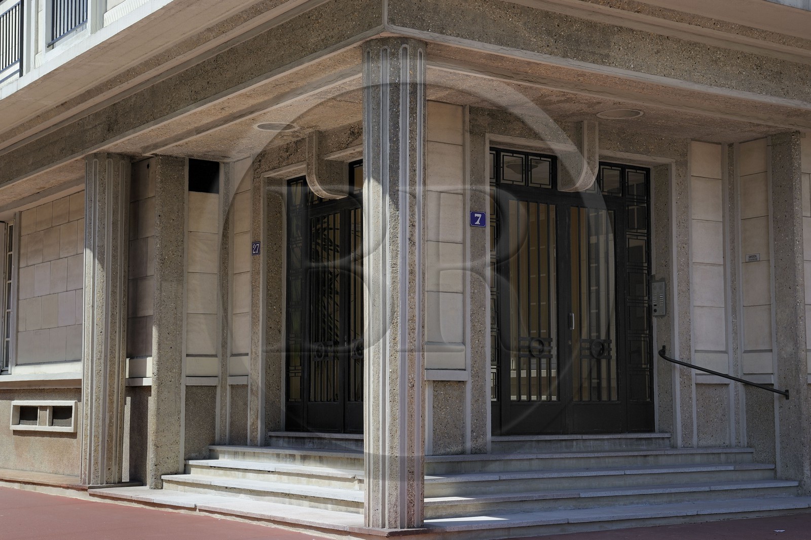 France, Seine-Maritime (76), Le Havre, Centre-ville reconstruit du Havre par Auguste Perret classé Patrimoine Mondial de l'UNESCO, immeuble Perret au 27 rue Béranger