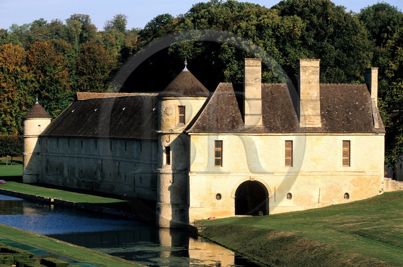 France, Val-d'Oise (95), parc naturel régional du Vexin français, le Domaine de Villarceaux, pavillon du manoir de Ninon de Lenclos