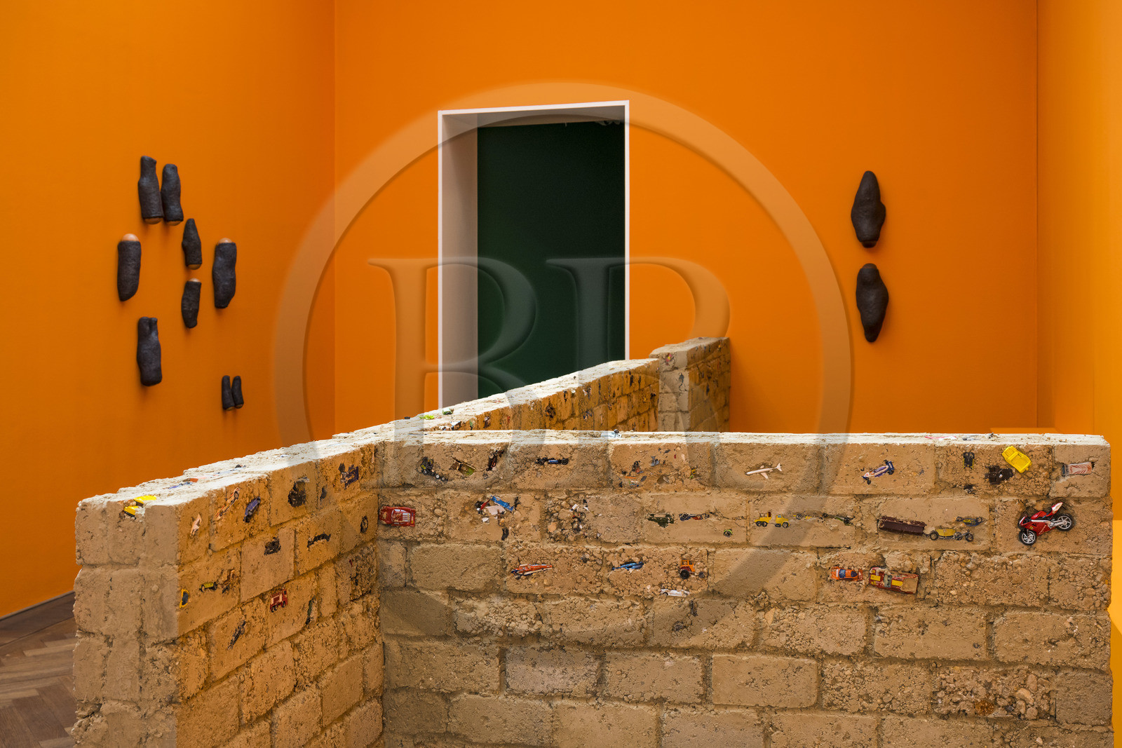 Suisse, Bâle, Kunsthalle Basel, Environmental Hangover, vue sur Sour Ground (2022), installation de Pedro Wirz