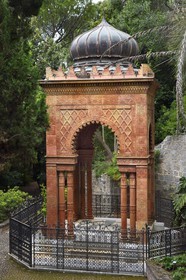 Italie, Vintimille, Cap Mortola près de Menton en France, le jardin botanique Hanbury (Giardini botanici Hanbury), kiosque mauresque