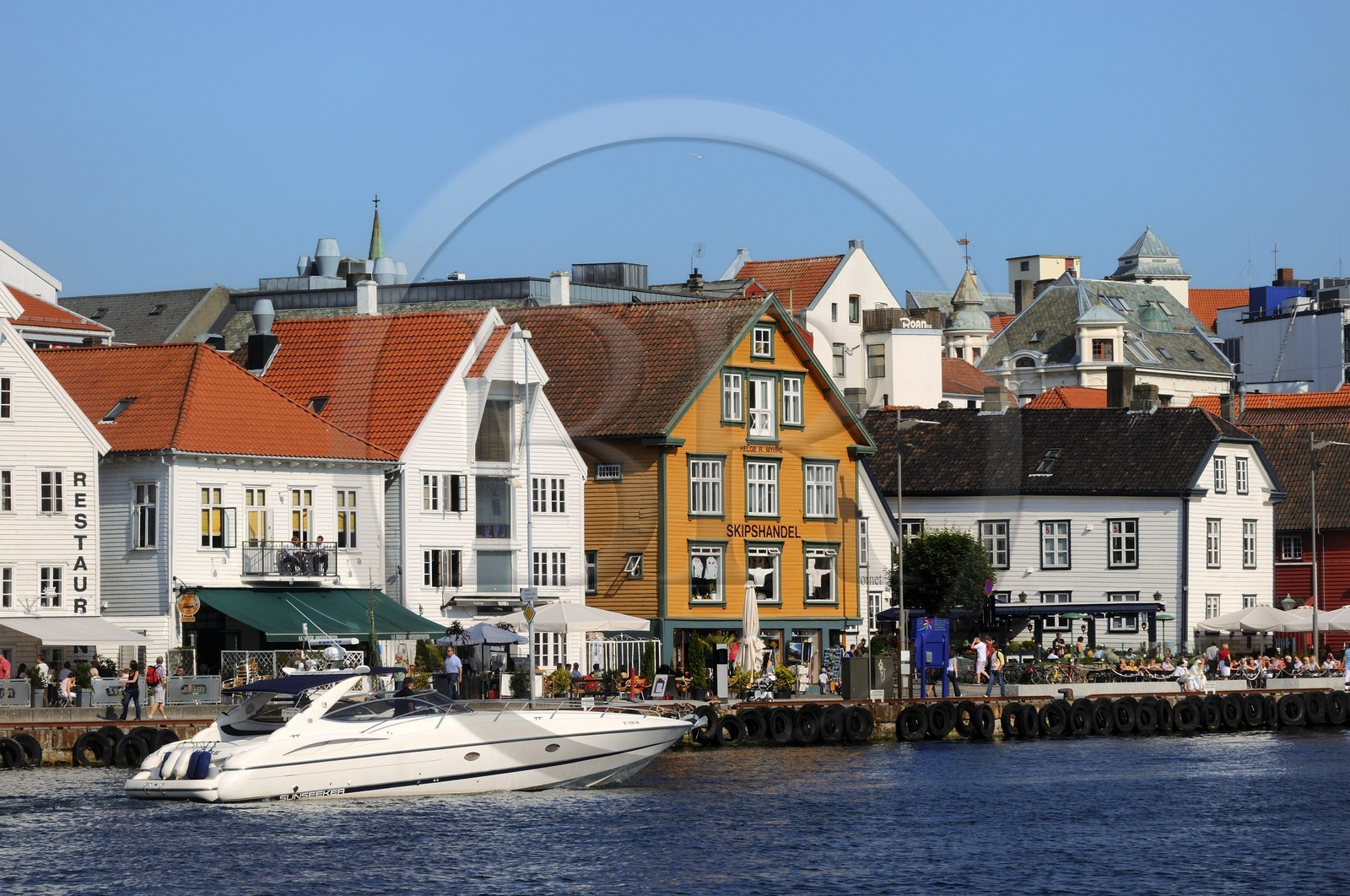 Norway, Rogaland County, Stavanger, the old harbour (Vagen)