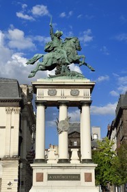 France, Puy de Dome, Clermont Ferrand, Jaude square, Vercingetorix statue by Bartholdi