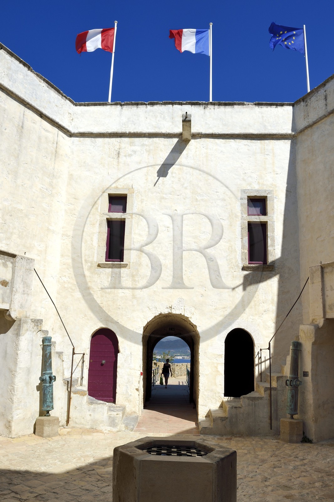 France, Var, Saint-Tropez, 16th century citadel, dungeon court