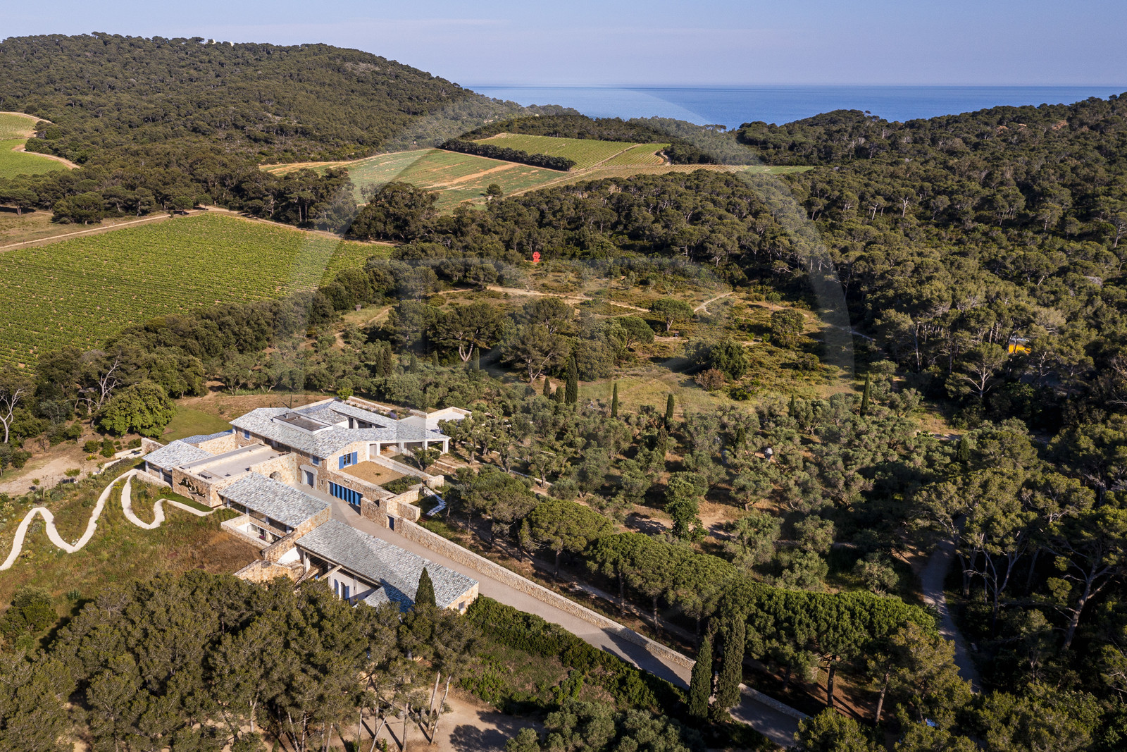 France, Var (83), Iles d'Hyères, parc national de Port Cros, Ile de Porquerolles, la Fondation Carmignac (vue aérienne)