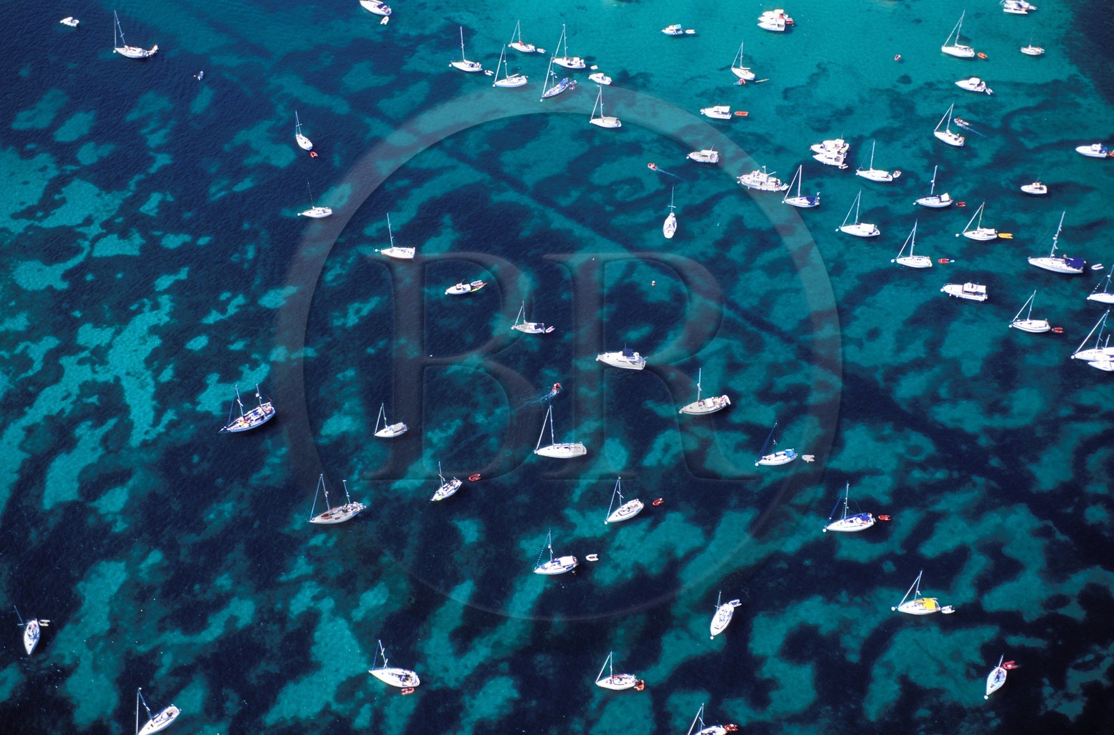 France, Finistère (29), archipel des Glénans, l' île Guiriden (vue aérienne)