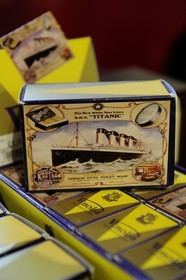 Royaume-Uni, Irlande du Nord, Cultra près de Belfast, Ulster Folk and Transport Museum, savon siglé RMS Titanic