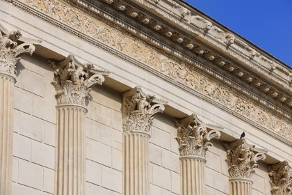 France, Gard (30), Nimes, la Maison Carrée, ancien temple romain du Ier siècle avant JC, Musée d'Art Contemporain