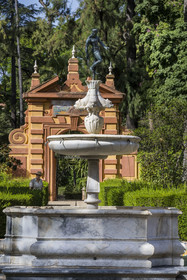 Espagne, Andalousie, Séville, Alcazar de Séville (Reales Alcazares de Sevilla), classé Patrimoine Mondial de l'UNESCO, Jardin des Dames (jardin de las Damas), fontaine de Neptune